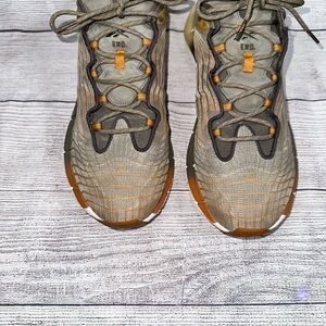 Reebok END. x Zig Kinetica 2 Jupiter excellent condition size 9.5 M